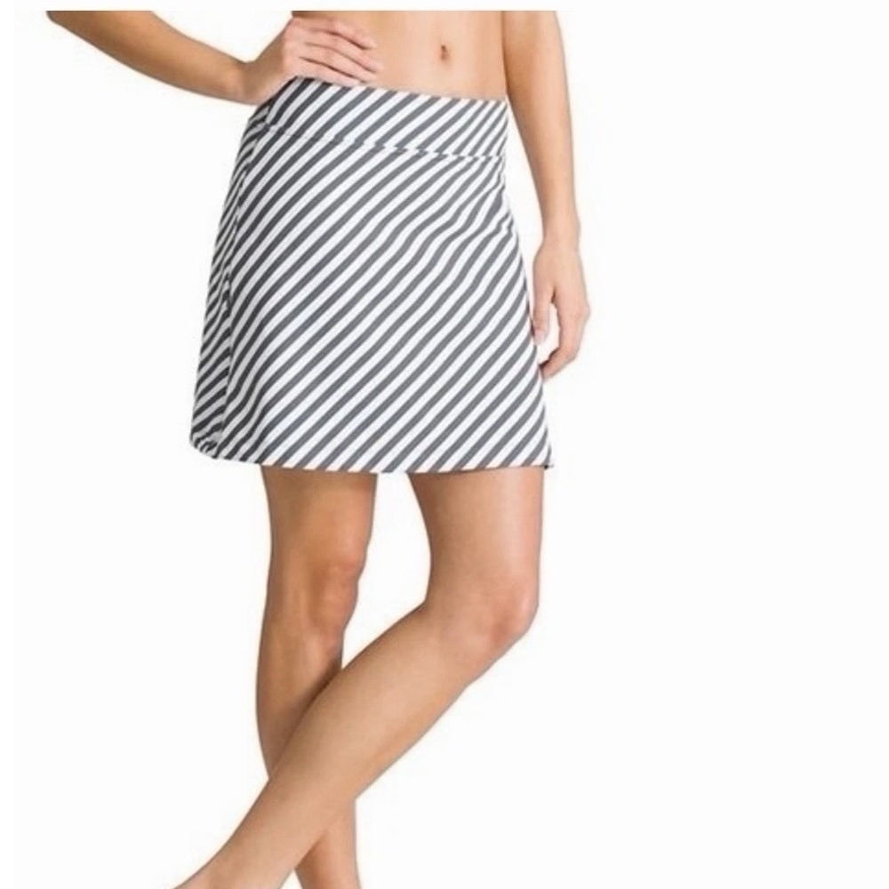 Athleta Sweet Spot Skort Grey White Stripe XL Tall Skirt Tennis Athletic Skirt